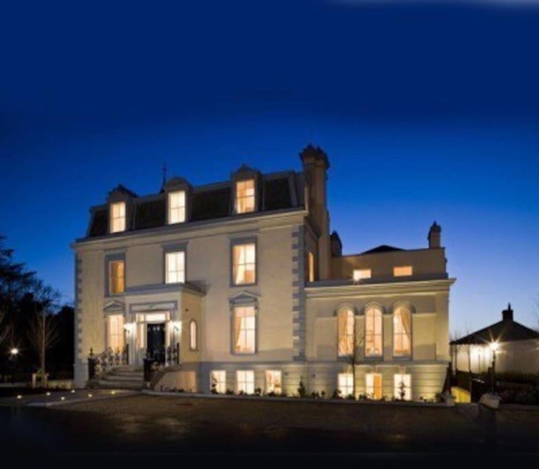 Award Winning, 2 Bedroom Apartment.10Mins To City Dublin Eksteriør billede